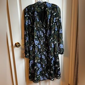 Banana Republic Long sleeve cinch waist tie dress